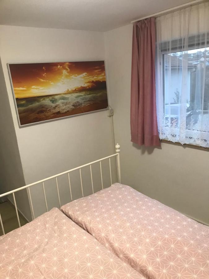 Haus Monika Lägenhet Solnhofen Exteriör bild