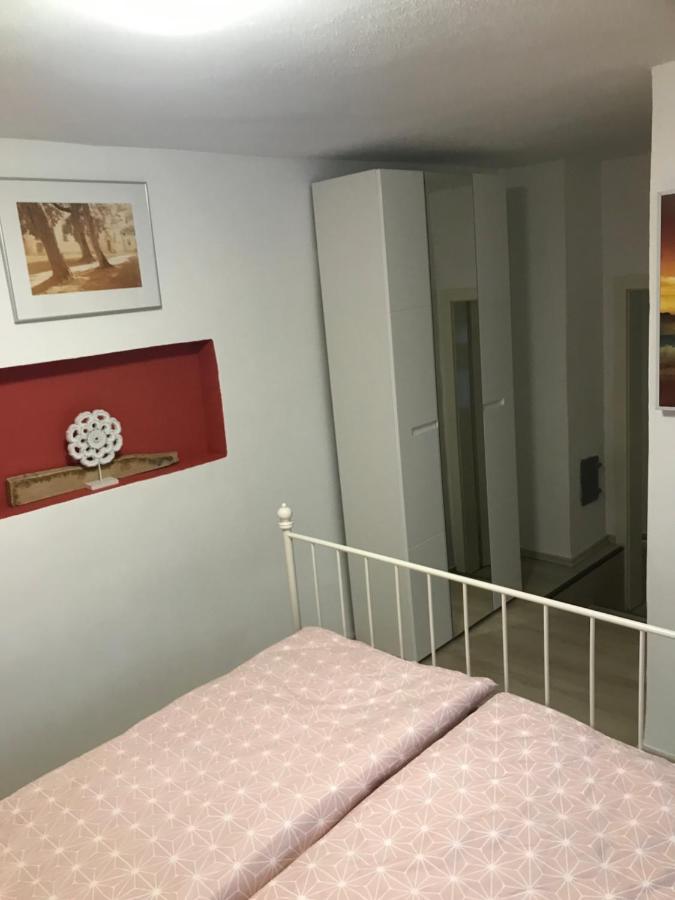 Haus Monika Lägenhet Solnhofen Exteriör bild