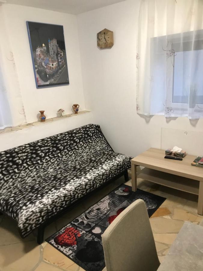 Haus Monika Lägenhet Solnhofen Exteriör bild