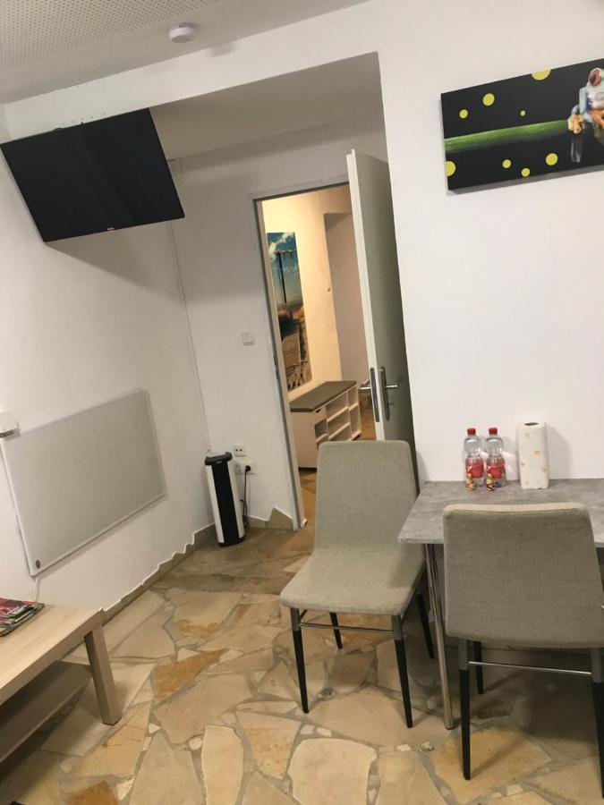 Haus Monika Lägenhet Solnhofen Exteriör bild